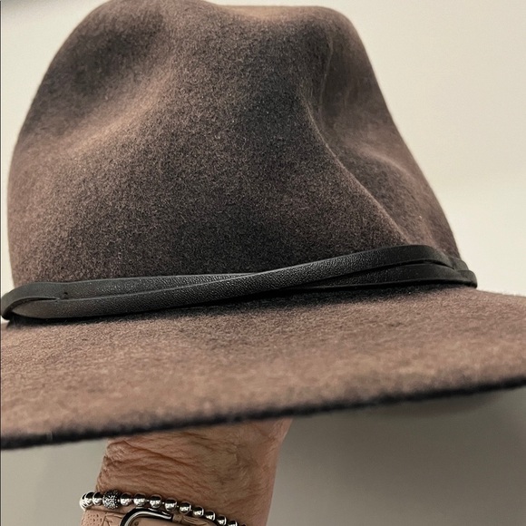 Source Unknown Brown Felt Hat with band OS